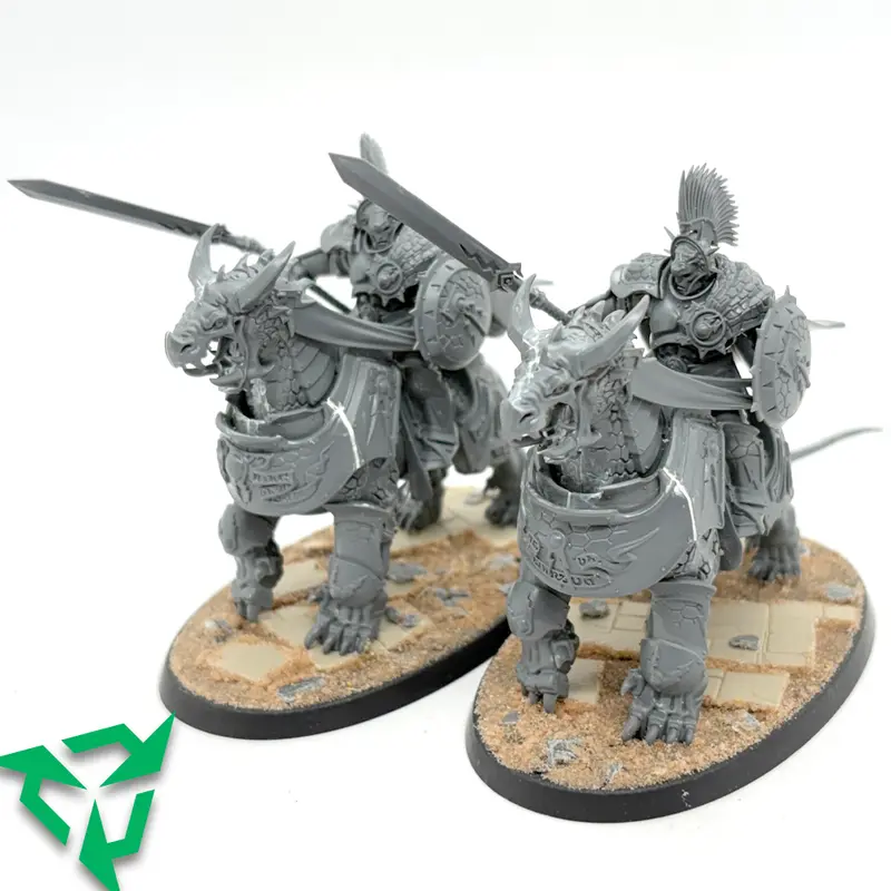 2x Stormcast Eternals Fulminators