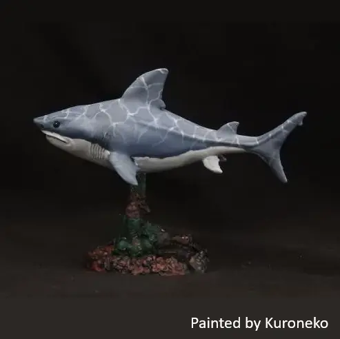 44211 Great White Shark - Bones Black