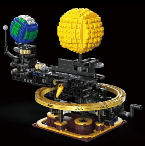 CaDA Mechanical Solar System Cosmic Explorer - STEAM Building Brick Kit