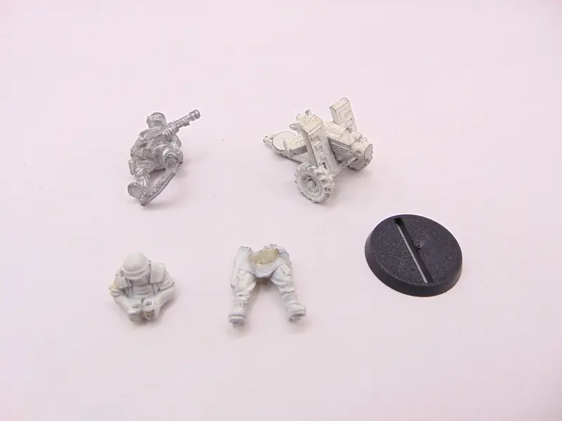 Cadian Shock Troop Heavy Bolter Team