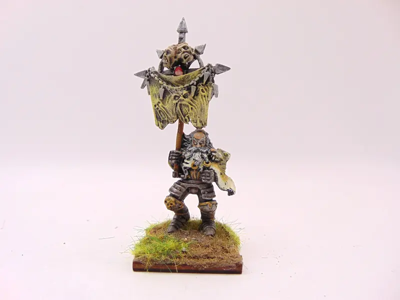 Chaos Warriors Standard Bearer