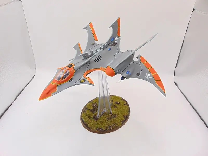 Crimson Hunter / Hemlock Wraithfighter
