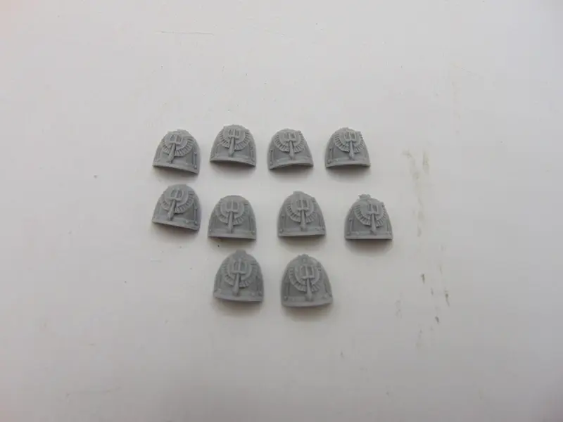 Dark Angels MKII Shoulder Pads