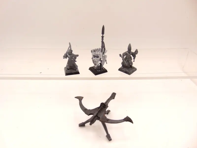 Eagle Claw Bolt Throwers