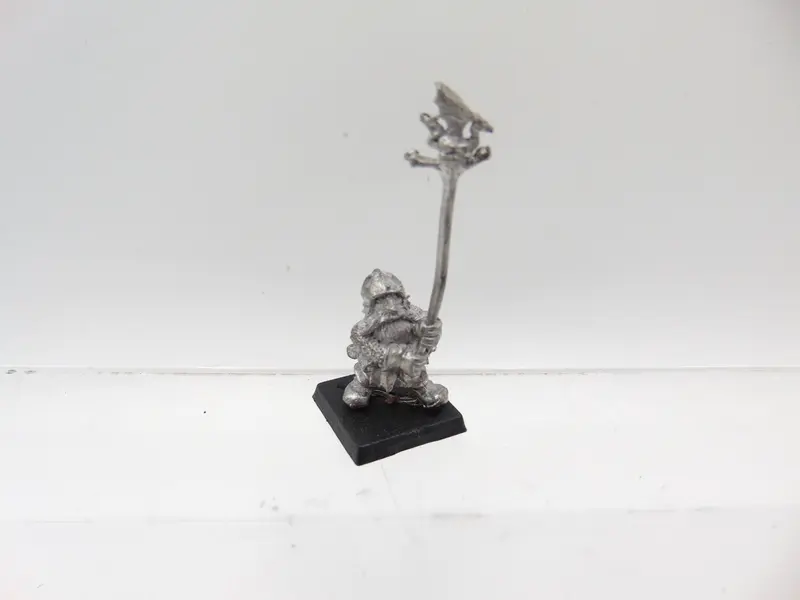 Imperial Dwarf Dragon Standard