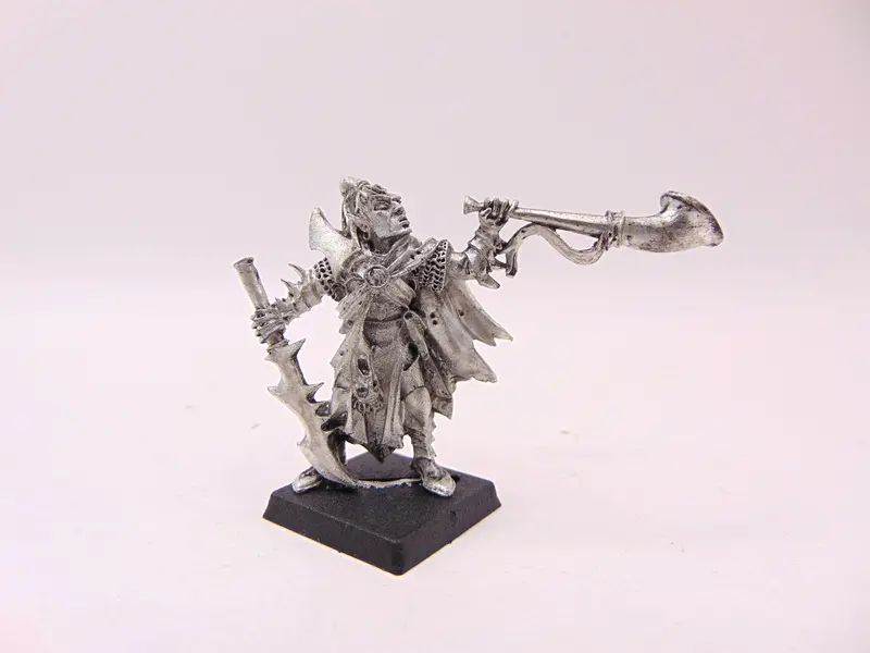 Mengil Manhide's Manflayer Musician