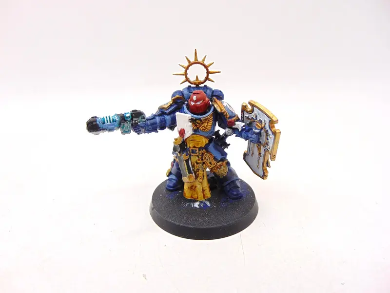 Primaris Lieutenant with Storm Shield