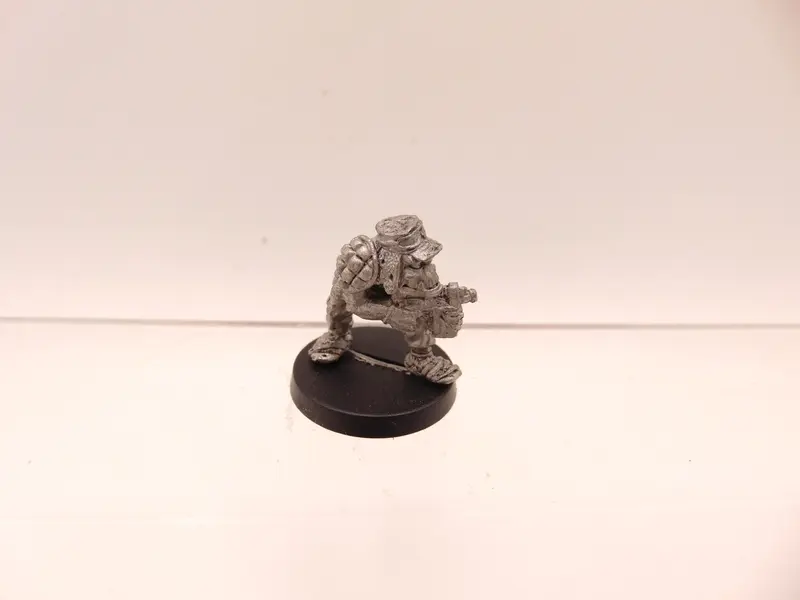 RTB2 Space Ork Raider Boy with Bolta