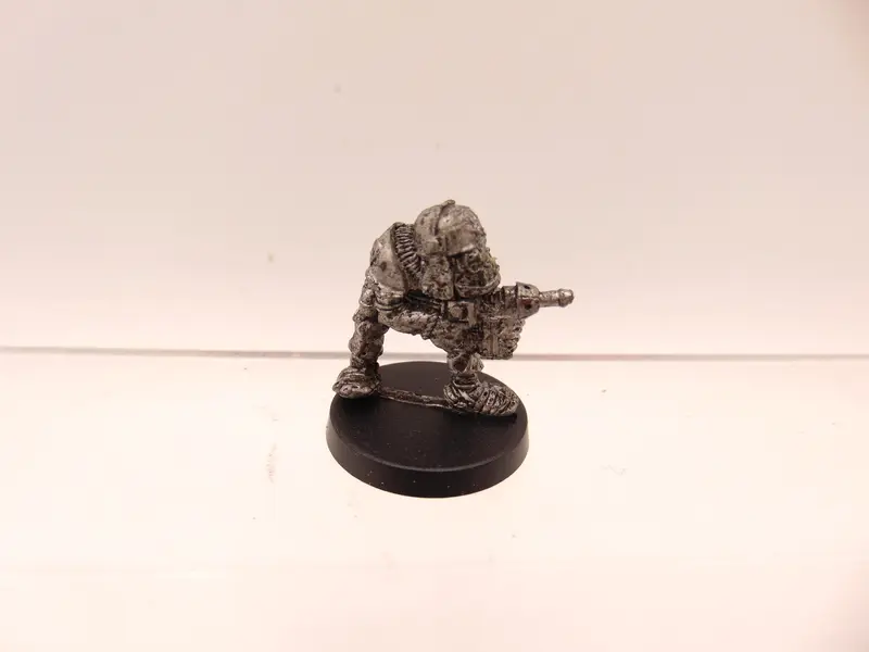 RTB2 Space Ork Raider Boy with Bolta