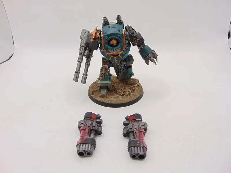 Sons of Horus Contemptor Dreadnought
