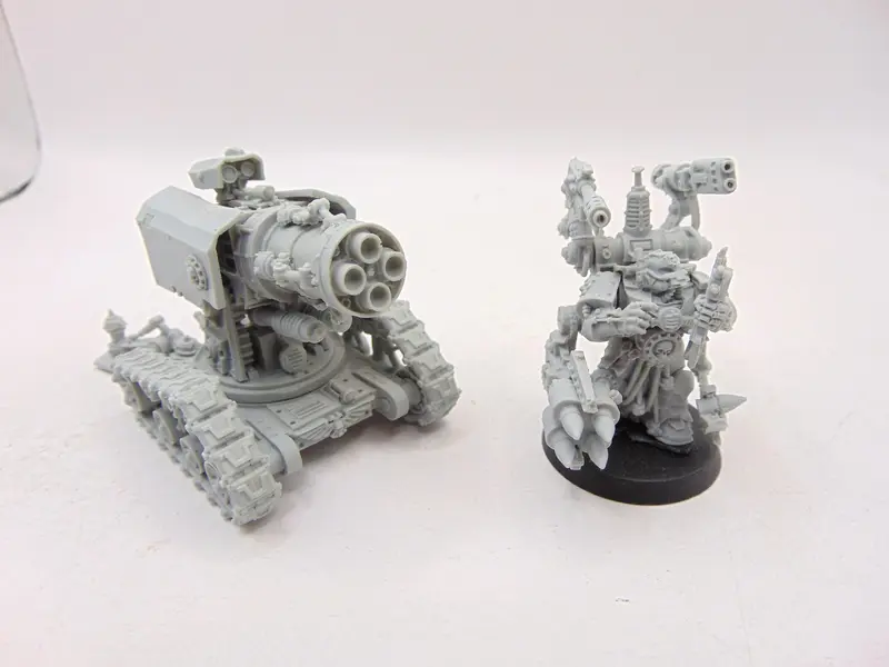 Thunderfire Cannon & Techmarine