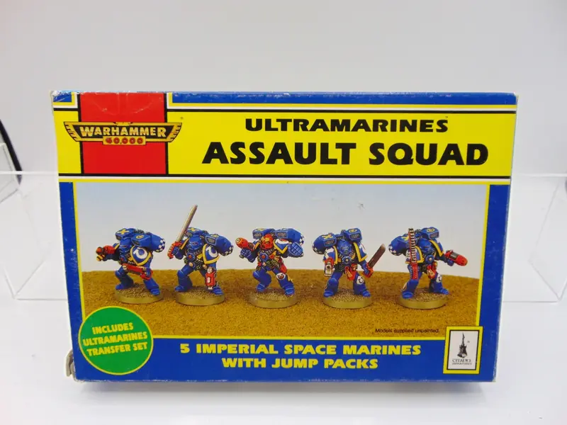 Ultramarines Assault Squad